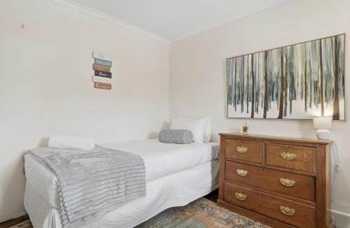 Hobart Central Business District House | City & Heritage - Stylish 2 Bed Cottage in Hobart