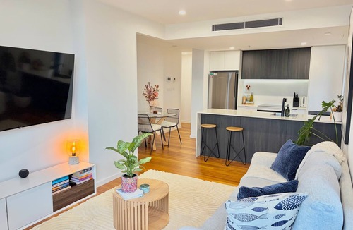 Wickham Apartment | City Sunset View Newcastle, 2 Bed, 2 Bath, Parking