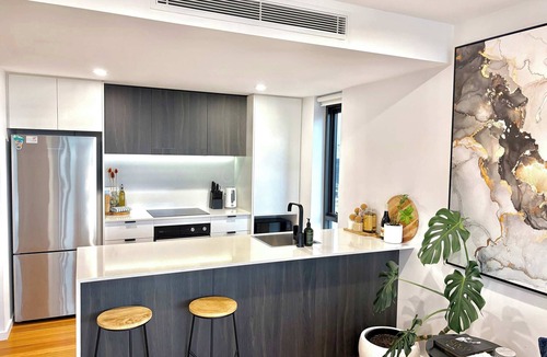 Wickham Apartment | City Sunset View Newcastle, 2 Bed, 2 Bath, Parking