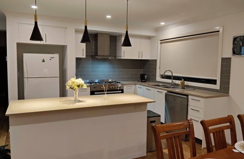 Charlemont House | Clean and Cosy Family Home in Charlemont | Near Surf Coast and Near Geelong