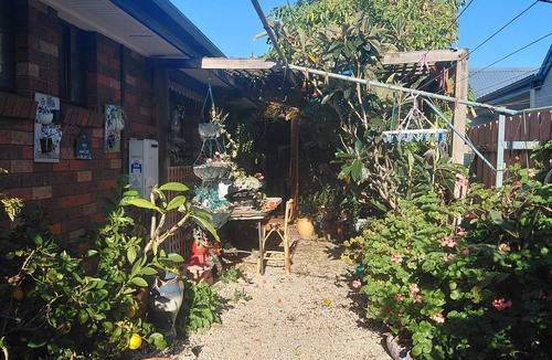Point Lonsdale Villa | Close to beaches, shops with Mikbar 50m towards Springs Beach