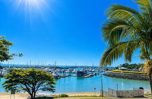 Airlie Beach Apartment | Close to the action, away from the crowds. Coastal living, resort style comfort