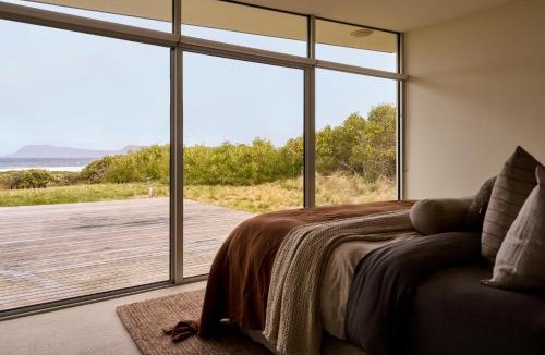 South Bruny House | Cloudy Bay Beach House - Luxury Escape in Bruny Island