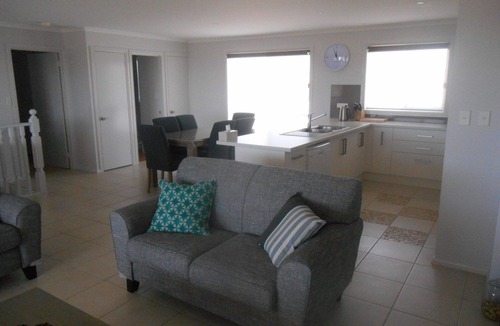 Muloowurtie House | Cluff Vew - Sea views!. Off Peak Special!