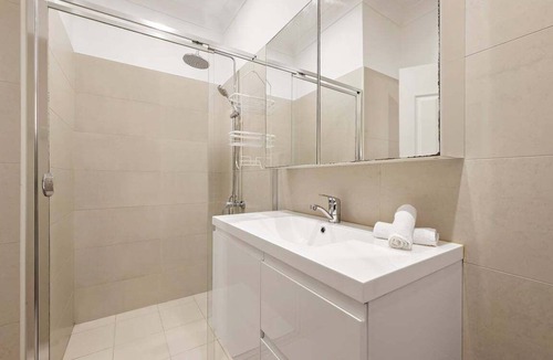 Caves Beach House | Coastal Cues @ Caves | Relaxed Beachside Retreat with Verandah & Fenced Yard