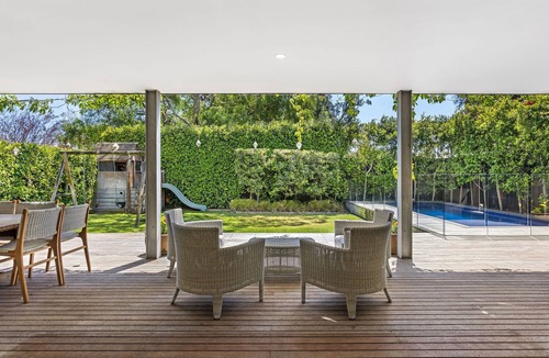 Blairgowrie House | Coast to Coast: 5 BR, 2 BA House in Blairgowrie, Sleeps 16