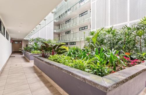 Dee Why Apartment | Coastal 2-Bed Apartment near Beach