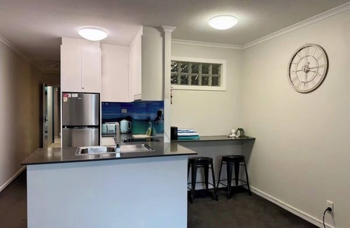 Nelson Bay Apartment | Coastal Breeze Nelson Bay: King Bed, Spa bath, Private balcony, Resort pool