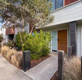 Torquay House | Coastal Calm Torquay Light-Filled 3BR Retreat