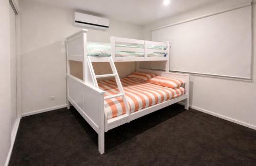 Torquay House | Coastal Calm Torquay Light-Filled 3BR Retreat
