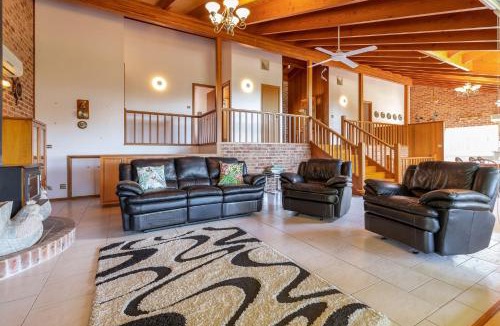 Smiths Lake House | Coastal Cove