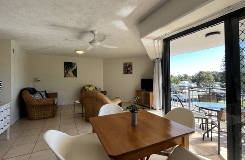 Dicky Beach Apartment | Coastal Dicky Beach: 2 Bed/2 Bath, Pool