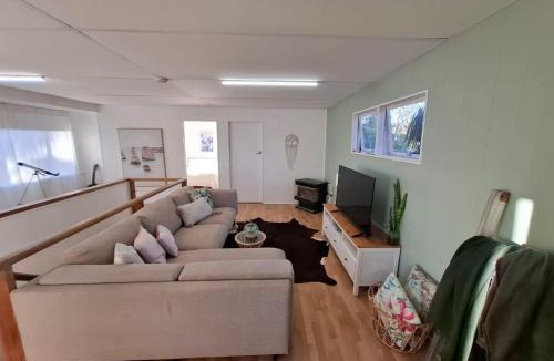 Silver Sands Apartment | Coastal Home in Silver Sands
