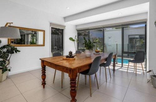 Apollo Bay House | Coastal Retreat Apollo Bay - with solar heated swim spa
