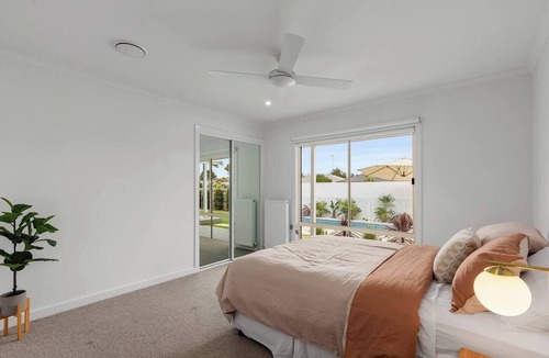 Barwon Heads House | Coastal Retreat with Pool — Sleeps 10