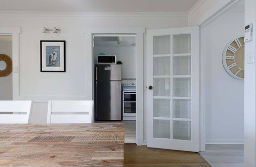 Bridport House | Coastal Retreat w/Deck and Family Rooms