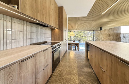 Rosedale Apartment | Coastal Sanctuary near Beaches & Bush Tracks