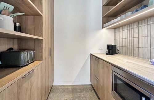 Rosedale Apartment | Coastal Sanctuary near Beaches & Bush Tracks