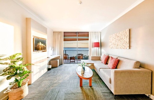 Darwin City Centre Apartment | Coastal Splendor: Seaview ~ Pool ~ Balcony Dining