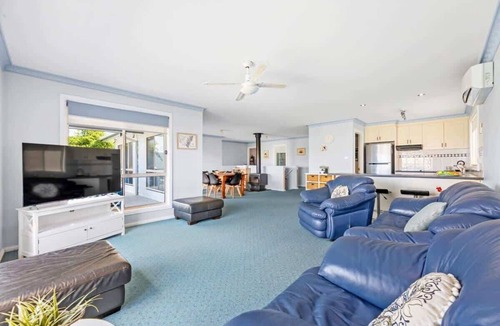 Tuross Head House | Coastal Tails @ Tuross Head