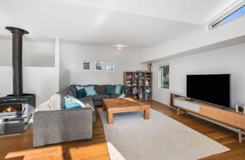 Fairhaven House | Coastal Tree Top Views