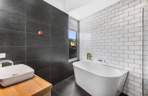 Fairhaven House | Coastal Tree Top Views