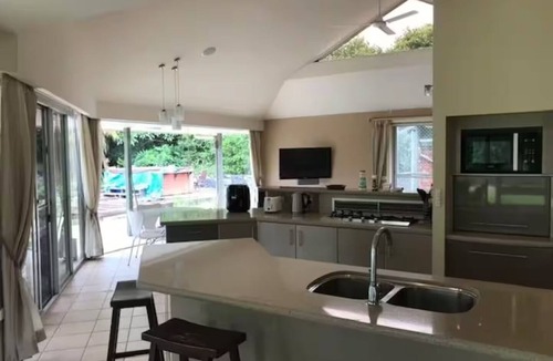Bucca House | Coffs Harbour, country house with private pool