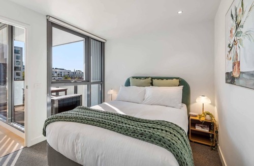 Collingwood Apartment | Collingwood Cool | 2-Bed, Balcony, Gym, Rooftop