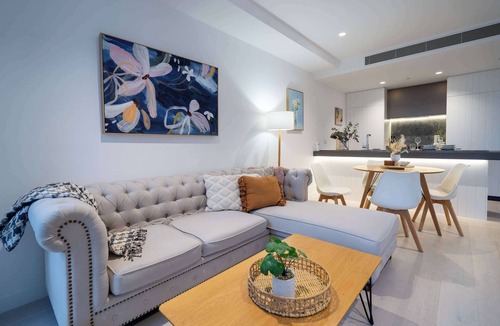 Collingwood Apartment | Collingwood Gem: Victoria & Vine Boutique 1b Apt w/Free Parking