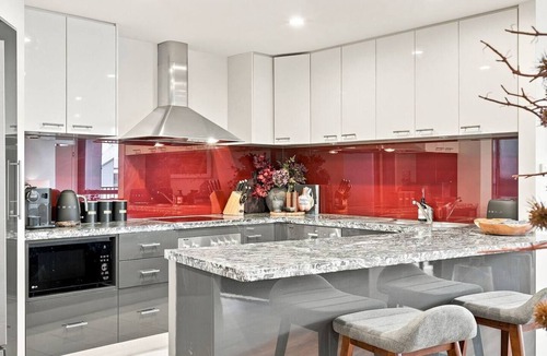 Hobart Central Business District Villa | Collins St Executive Stay