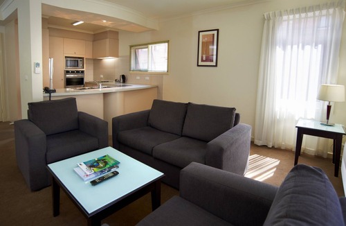 Fitzroy Hotel | Comfort Apartments Royal Gardens