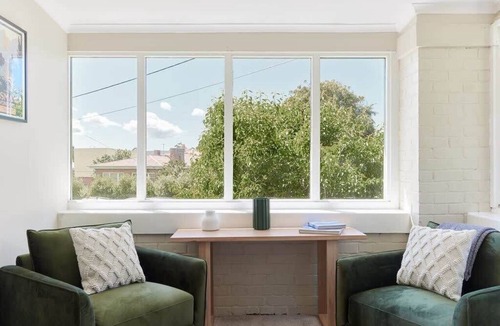 Hobart Central Business District Apartment | Comfort in the heart of Sandy Bay