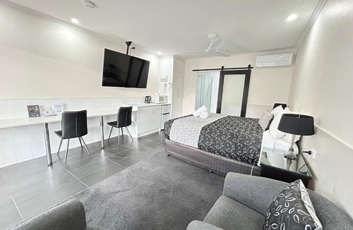 Horsham Hotel | Comfort Inn May Park