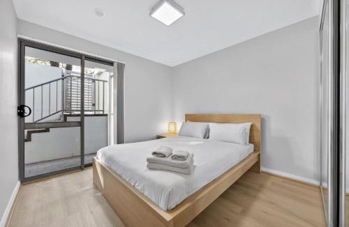 Rockingham Apartment | Comfortable 2BR Stay in Rockingham