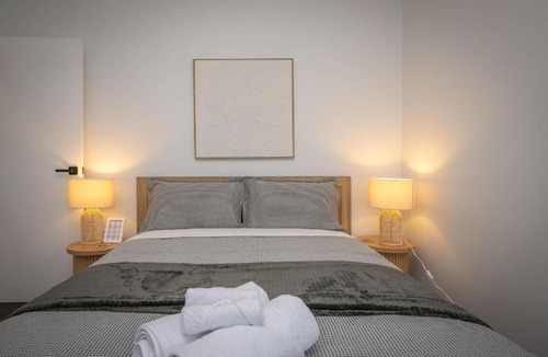 Newstead House | Comfortable Family Home in Newstead