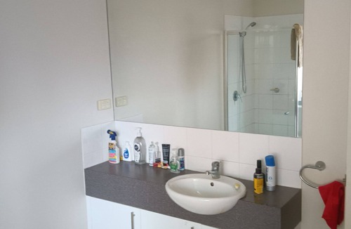 Tarneit House | Comfortable Rooms Available in Tarneit