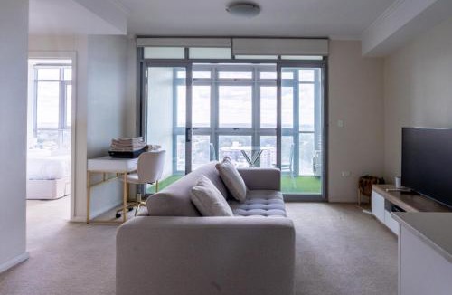 Burwood Apartment | Comfy 1BDR Apartment 3min to Train Station Burwood