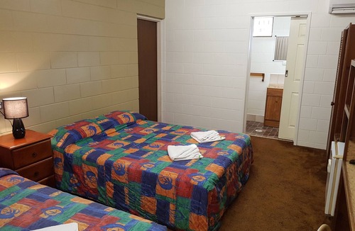 Charters Towers Hotel | Commercial Hotel