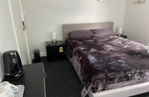 Parkes Hotel | Commercial Hotel Parkes