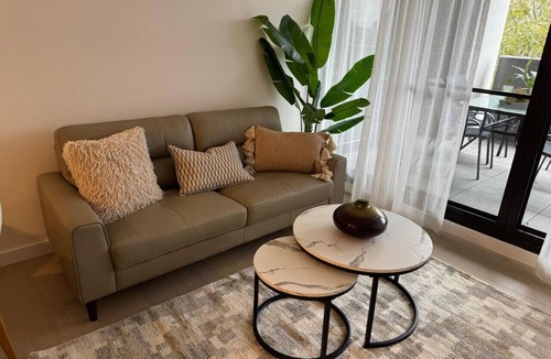Reid Apartment | Contemporary 2BR Stay
