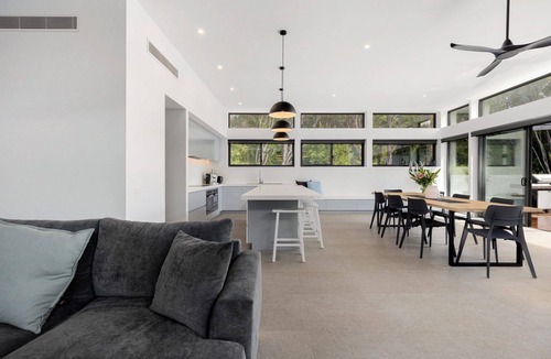 Sorrento House | CONTEMPORARY, MODERN, SPACIOUS & STYLISH ROSETTA, SORRENTO