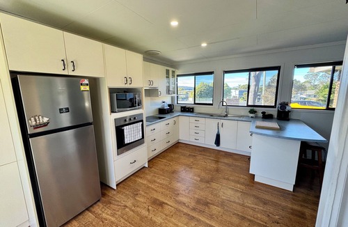 Eden Apartment | Convenient Private Unit - Eden 2 Bedrooms