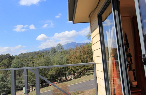 Merrijig House | Cooinda Merrijig - Meaning 'Happy Place' - Perfect for two families.