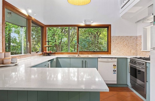 Inverloch House | Cooinda Winter Stay 3 Pay 2