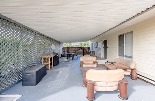 Wooli House | COOKIES HIDEAWAY', TOP NOTCH