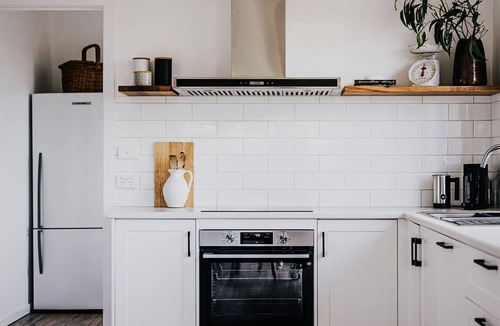 Musk House | Cooper's Hill ~ Daylesford Region ~ Country Escape