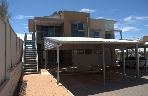 Roxby Downs Apartment | Copper Retreat Millennium Apartment