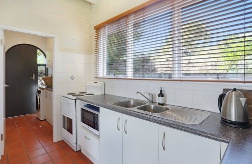 Merimbula House | Cordova - Perfect Summer or Winter Getaway