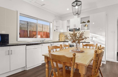 Coronet Bay House | Coronet Spa Retreat - pet friendly