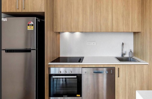Prospect Apartment | Cosy 2Br appt | walk to train| near Adelaide CBD